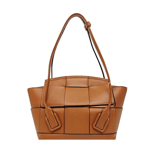 【Authentic】 BOTTEGA VENETA Arco Brown Leather Shoulder bags (DDP)