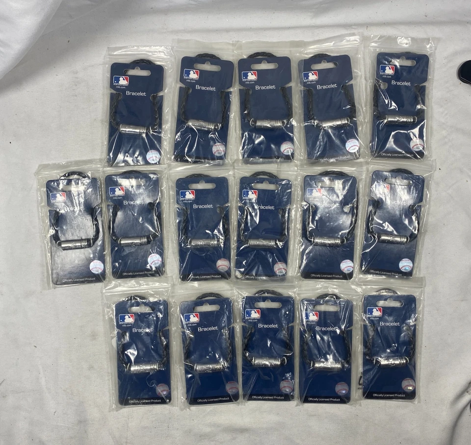 Lot of 16 - MLB Official Milwaukee Brewers Magnetic Bracelets 101444 - NEW - Image 4 of 4