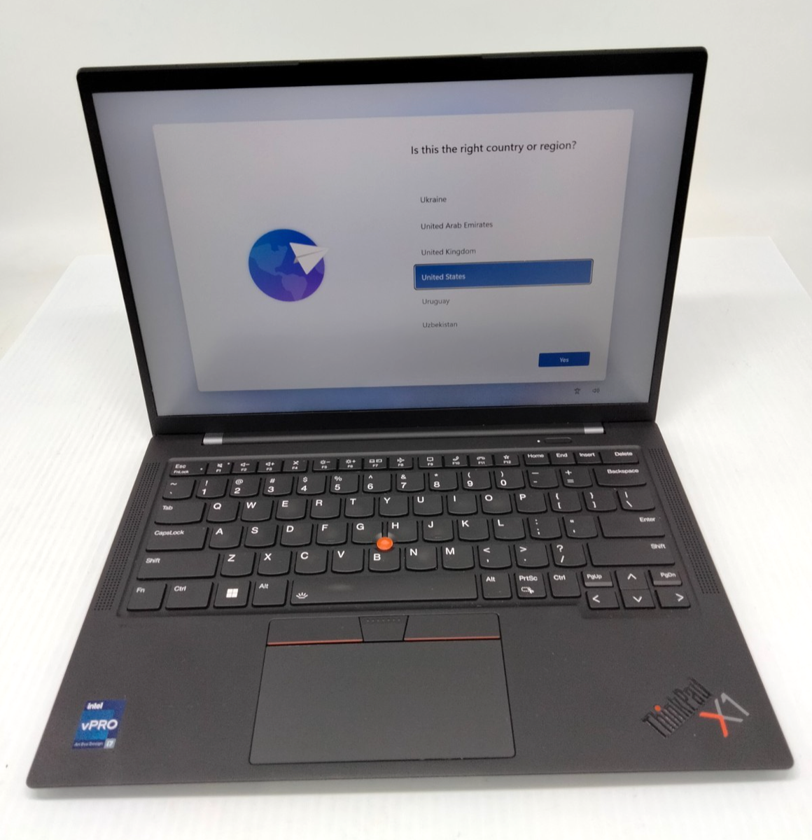 Lenovo ThinkPad X1 Carbon Gen 11 i7-1365U 32GB RAM 1TB SSD laptop