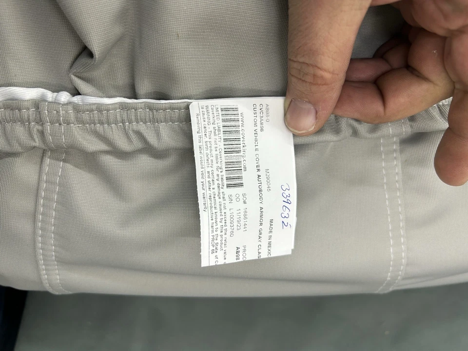 COVERKING All-Weather CAR COVER 2015 2016 2017 Corvette Z06 AUTOBODY ARMOR™ - Imagem 2 de 4