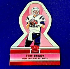 2015 CROWN ROYALE  PINK RIBBON RED VERSION PR8  TOM BRADY THE GOAT  NRMT-MNT