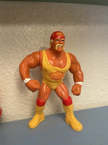 wwf hasbro hulk hogan series 3...