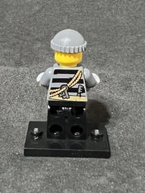 LEGO Burglar Minifigure from CITY Police Headquarters cty0358 A4