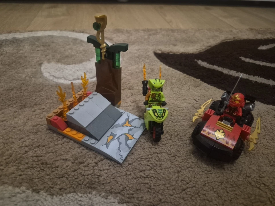 LEGO Juniors 10722 Snake Showdown, photo 2 of 4
