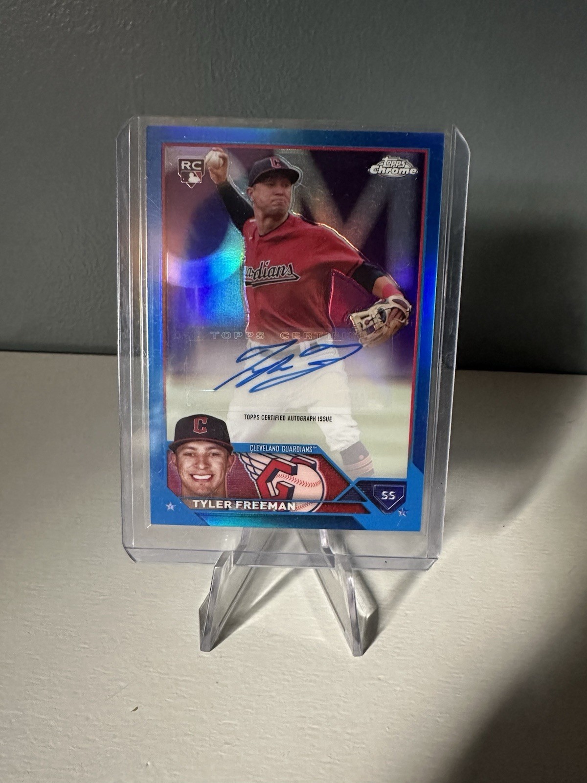 2023 Topps Chrome - Rookie Autographs Tyler Freeman #RA-TF Blue Refractor /150