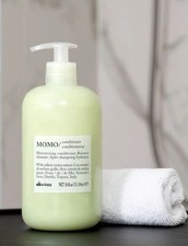 Davines MOMO Moisturizing Conditioner 10 fl.oz/300ml NEW