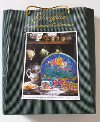 Glorafilia Needlepoint Collection Majolika Teacosy Gobelin Set 31x27cm GL4050