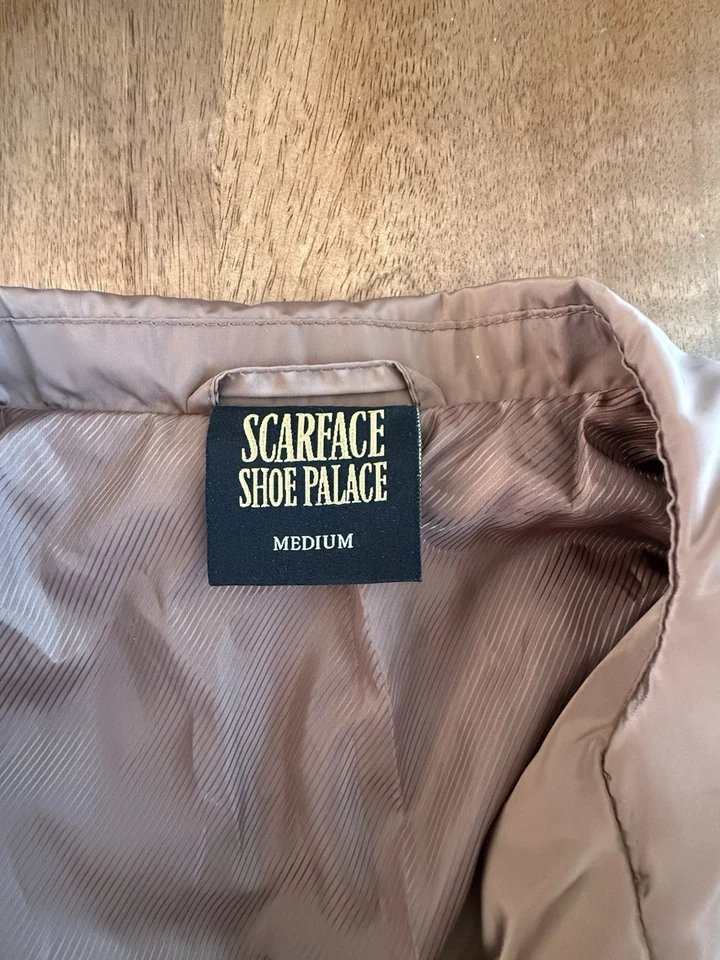 Chaqueta Scarface “The World is Yours” Tony Montana Coach Marrón Talla M Foto 3 de 4