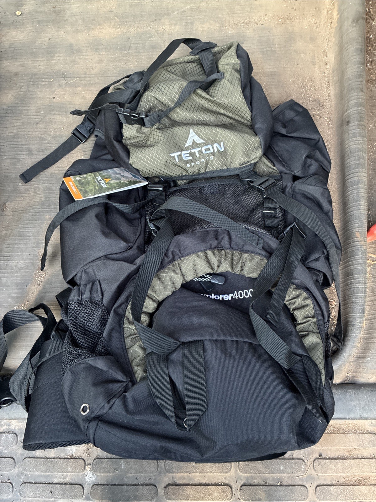 Teton sports explorer 4000 NEW W/Tags 65L