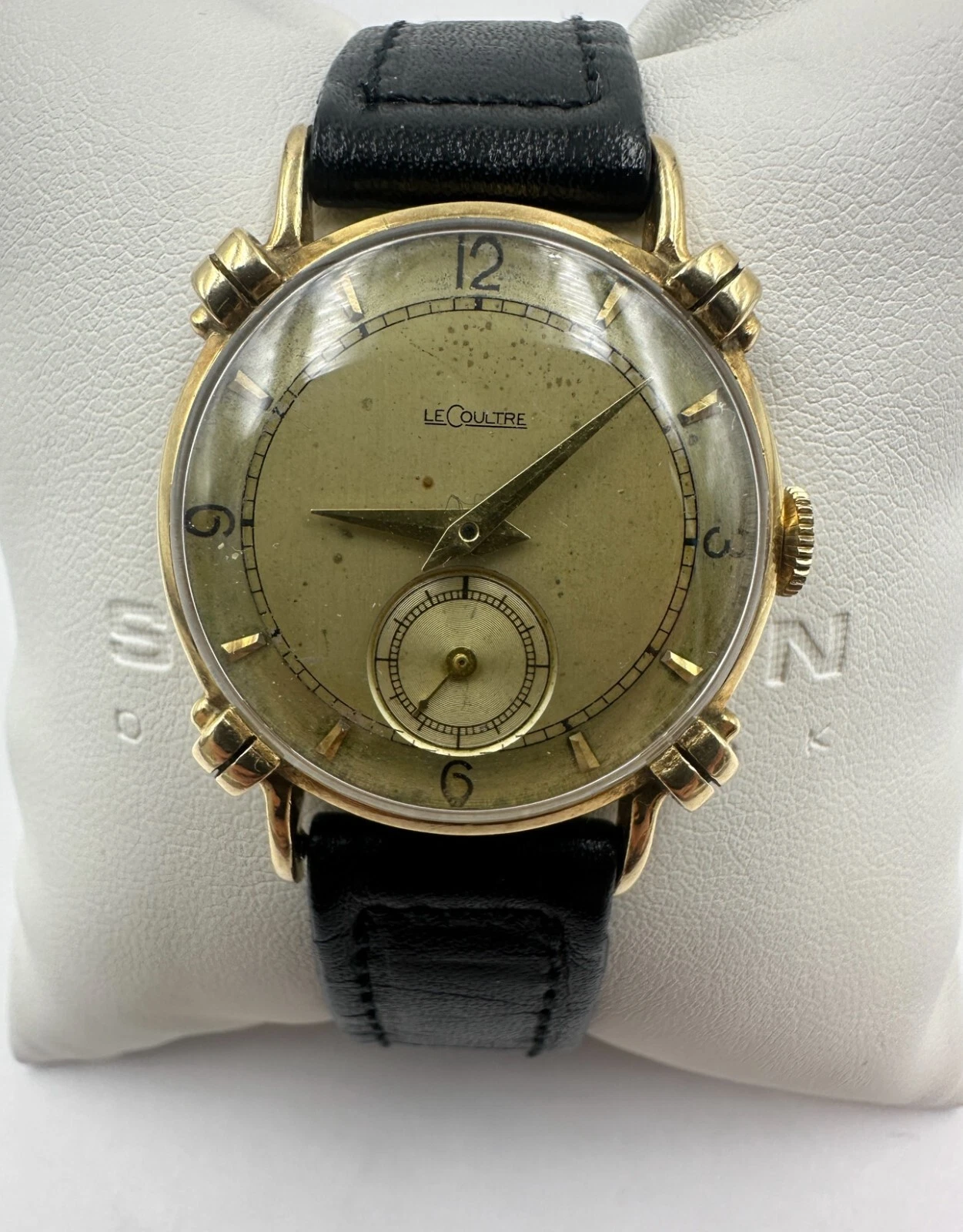 Jaeger LeCoultre — LeCoultre 17 jewel movement 14k Yellow Gold Manual/Mechanical Watch 480/CW