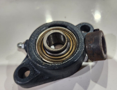 SKF FYT-1-1/4-FM YET 203-010 2 Bolt Flange Ball Bearing