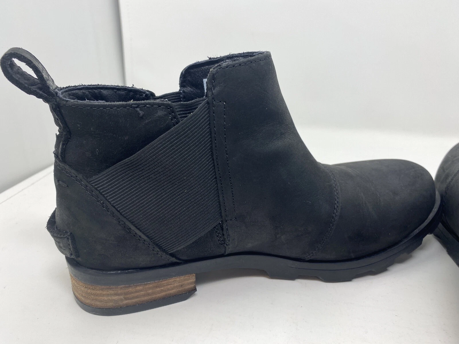 sorel emelie chelsea waterproof leather boots