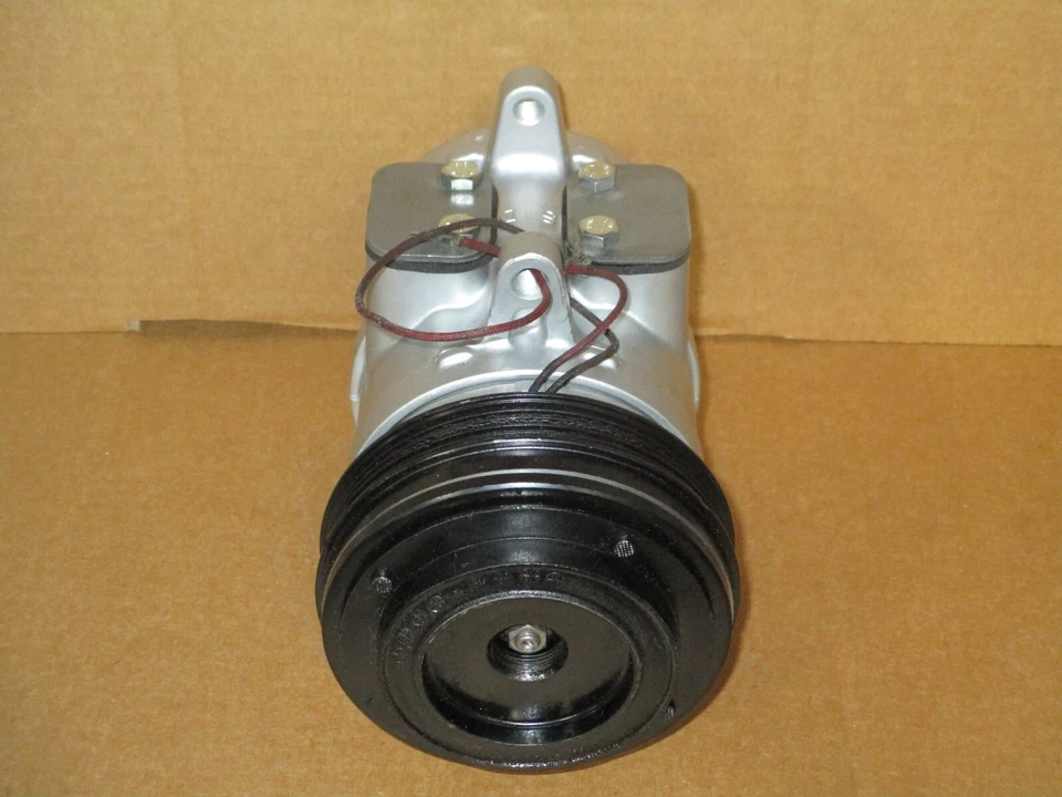 AC COMPRESSOR FITS 1983,1984,1985 PORSCHE 944 2.5L - Image 2 of 4