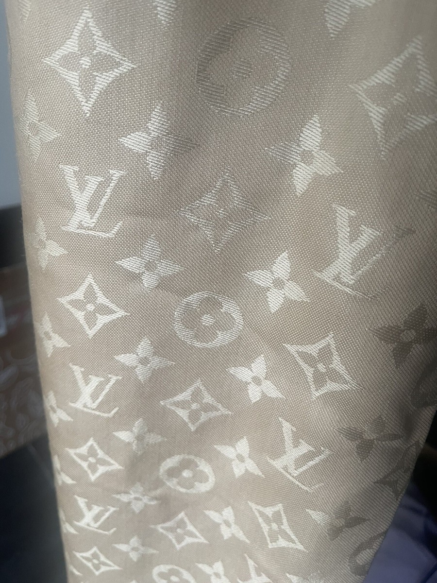 lv monogram tuch