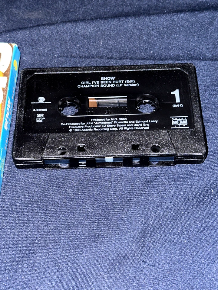 CASSETTE TAPE RAP SNOW GIRL I HAVE BEEN HURT EASTWEST RECORDS 1997 - Image 3 of 4