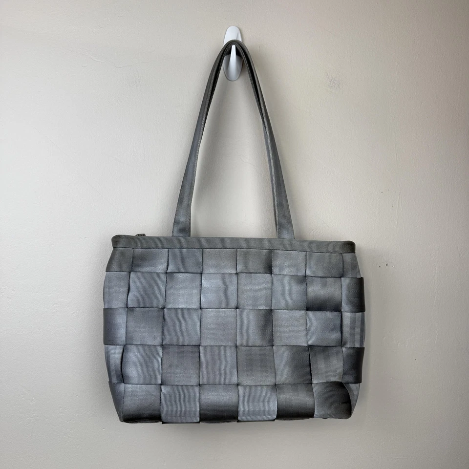 Bolso de Mano Harveys Cinturón de Seguridad para Mujer Gris Plateado Tejido Hombro Cremallera Cartera LEER Foto 2 de 4