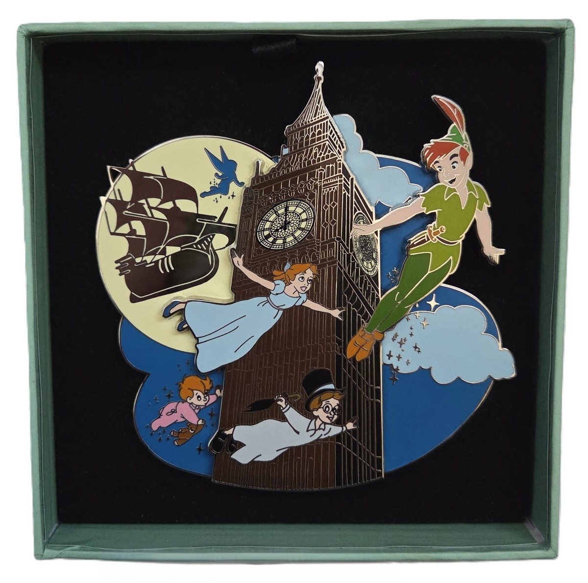 DISNEYLAND PARIS BACK TO NEVERLAND PETER PAN BIG BEN WENDY TINKER