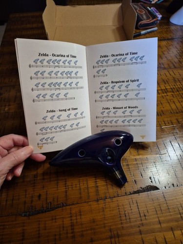 Zelda Ocarina with Songbook Blue Ceramic Zelda Logo OCARINA Stand 12 hole - Picture 6 of 11