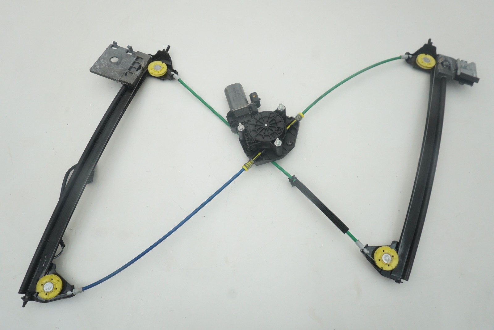 Ferrari GTC4Lusso 2016-2020 Front Left Window regulator P/N 82127600