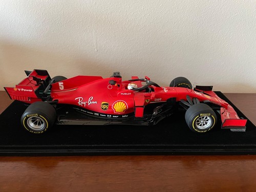 Looksmart 1:18 Ferrari SF1000 Sebastian Vettel 2020 Barcelona Test - Foto 4 di 9