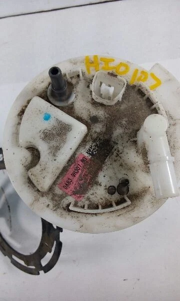 Bomba de combustible Ford Explorer 14-15 3,7 litros montada en tanque bajas emisiones California Foto 2 de 4