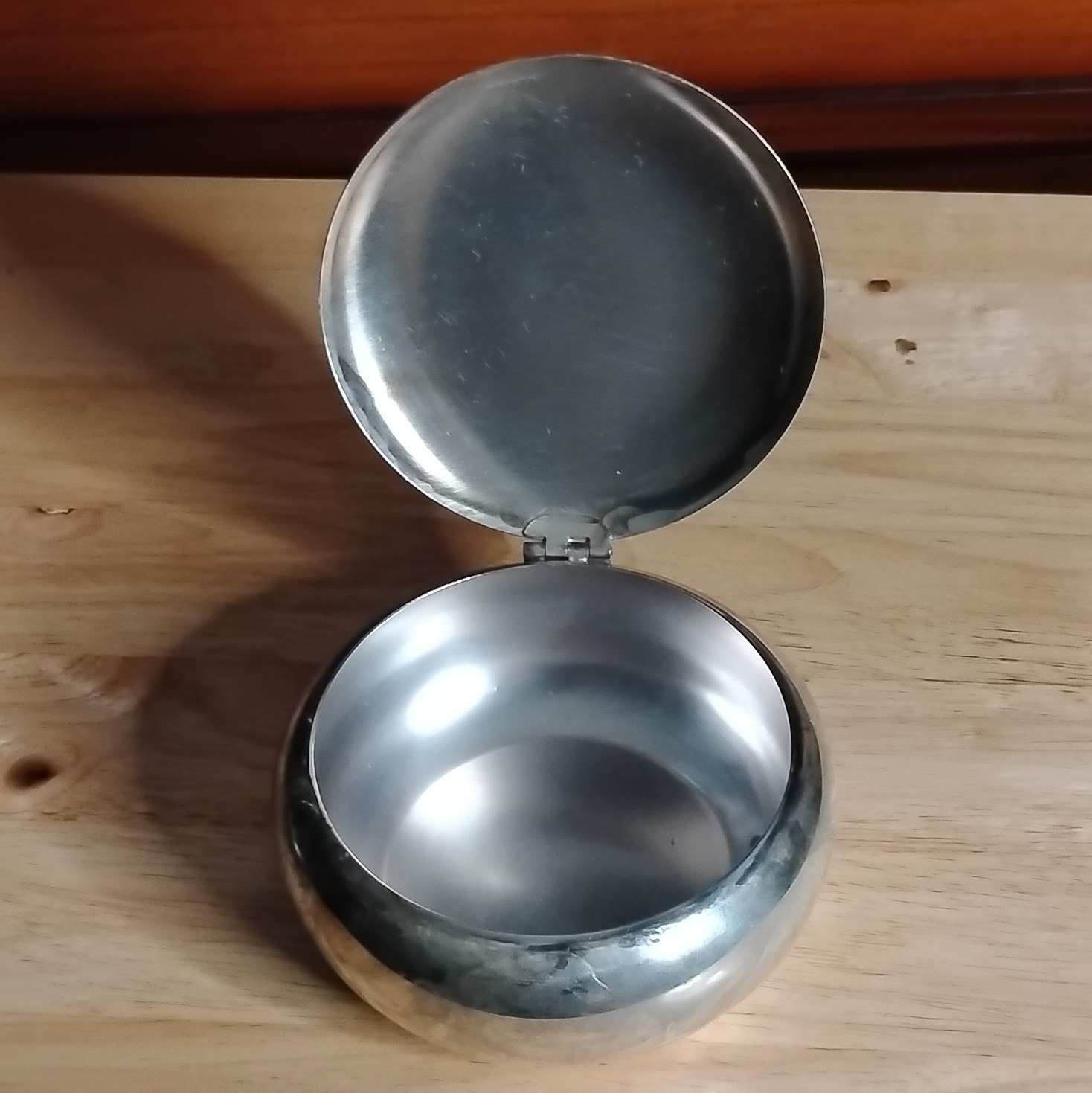 Vintage Poole Silver Co. Silent Butler Crumb Catcher 75 Wood Handle ...