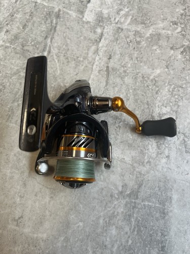 Carrete giratorio Daiwa 20 Revros LT1000S envío desde Japón usado - Imagen 3 de 9