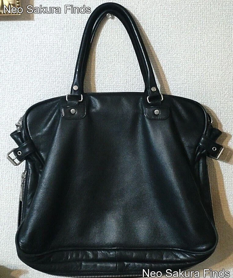 Yohji Yamamoto Black Leather Exterior Bags & Handbags for Women