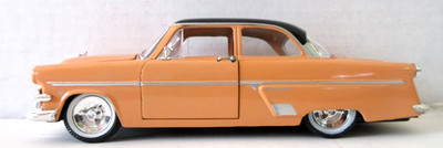1954 Ford Custom line Die-Cast Car by Arko  1:32 Scale   box is damaged