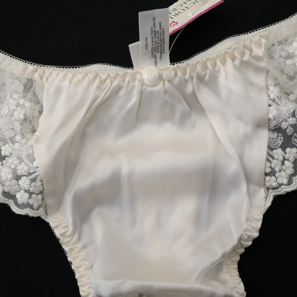 NEW Victoria's Secret VTG 90s 100% Silk Ruffle Thong Panties MEDIUM - Image 2 of 4
