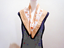 Vintage 26" x 26"  Scarf