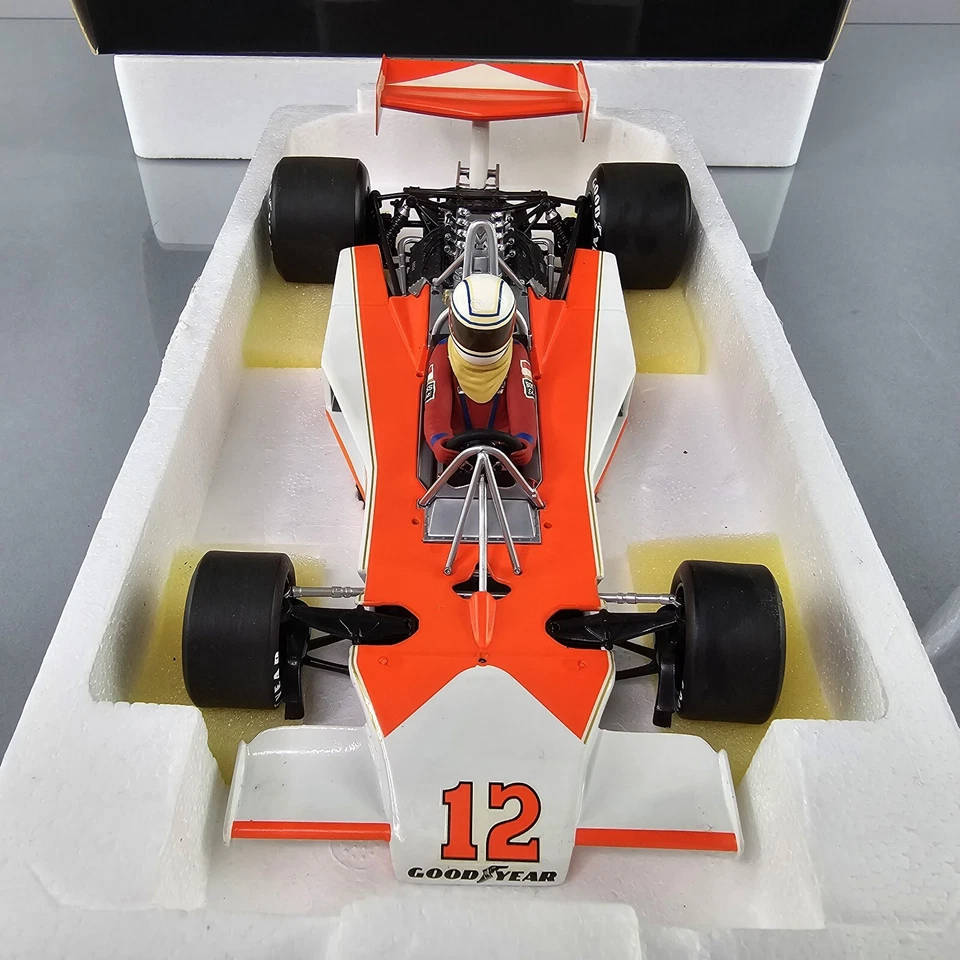 Minichamps 1:18 Mclaren Ford M23 Jochen Mass 1976 Grand Prix Formula 1 530761812 - Image 4 of 4