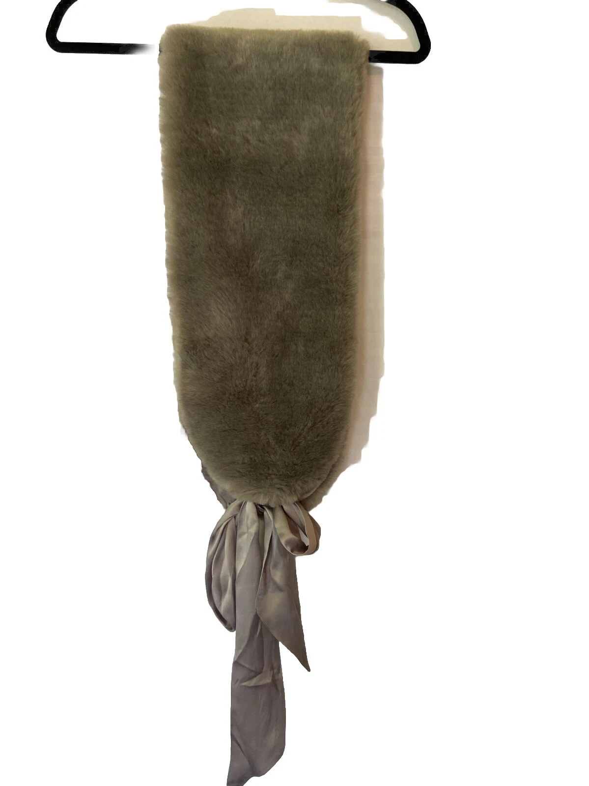 Women's Gray Faux Fur Scarf