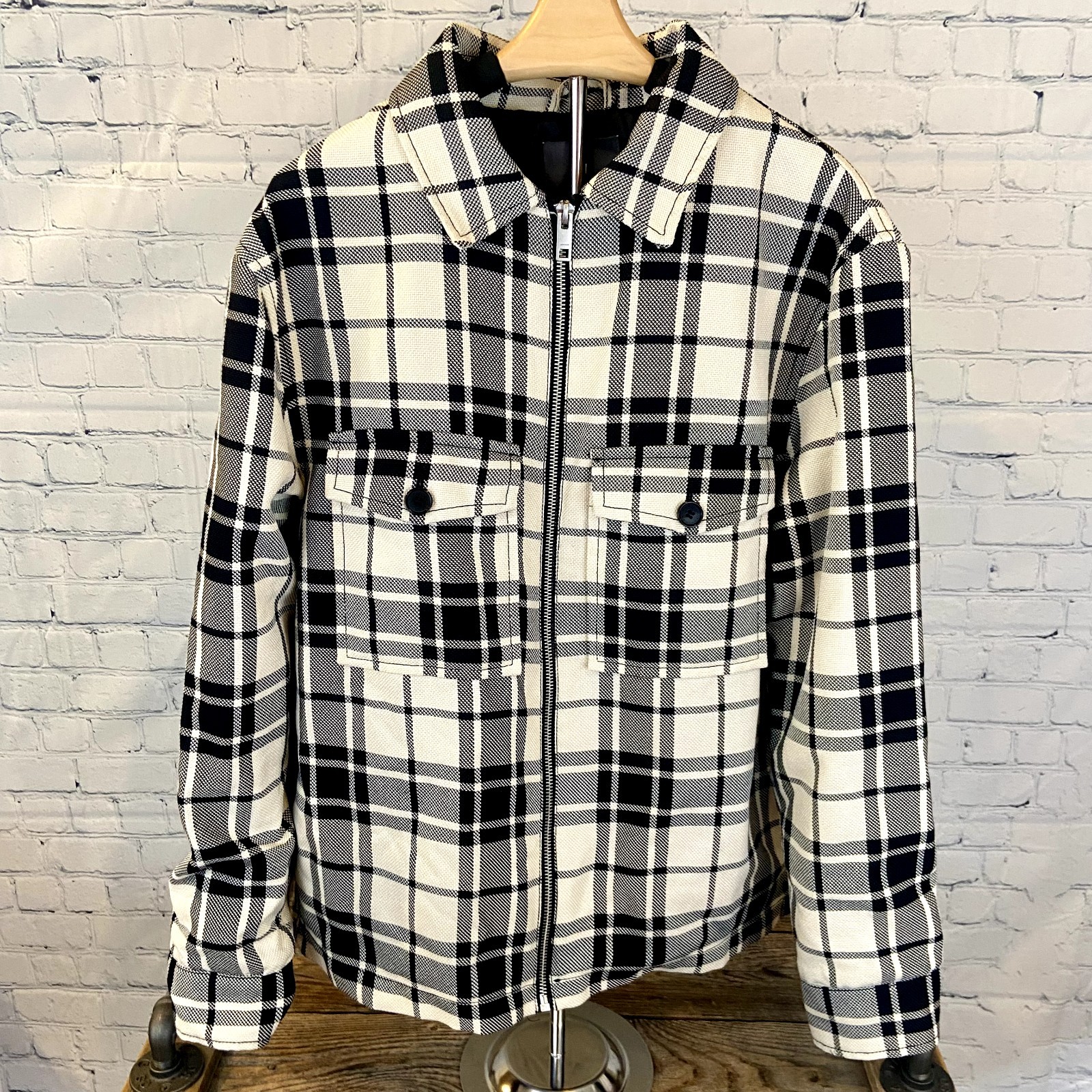 H &M Men's Black And White Plaid Jacket Zipper Size L