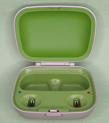 Phonak Charger Case Combi BTE 2 Sonova AG 2024 Model Salvaged Fair Condition!