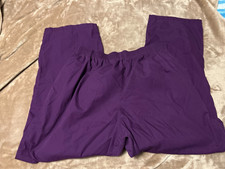 WOMEN'S BUTTER-SOFT SCRUB PANTS SIZE 2XL COLOR PURPLE GOOD CONDITION