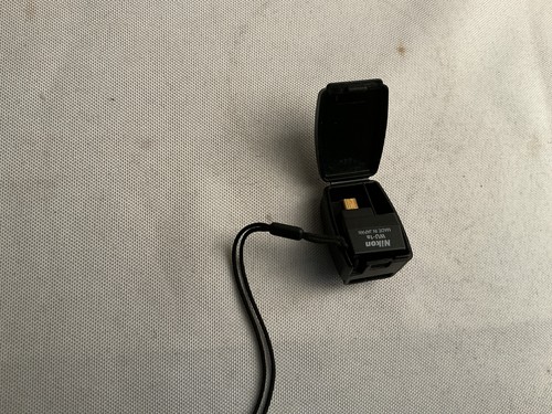 Nikon WU-1a Wireless Mobile Adapter READ