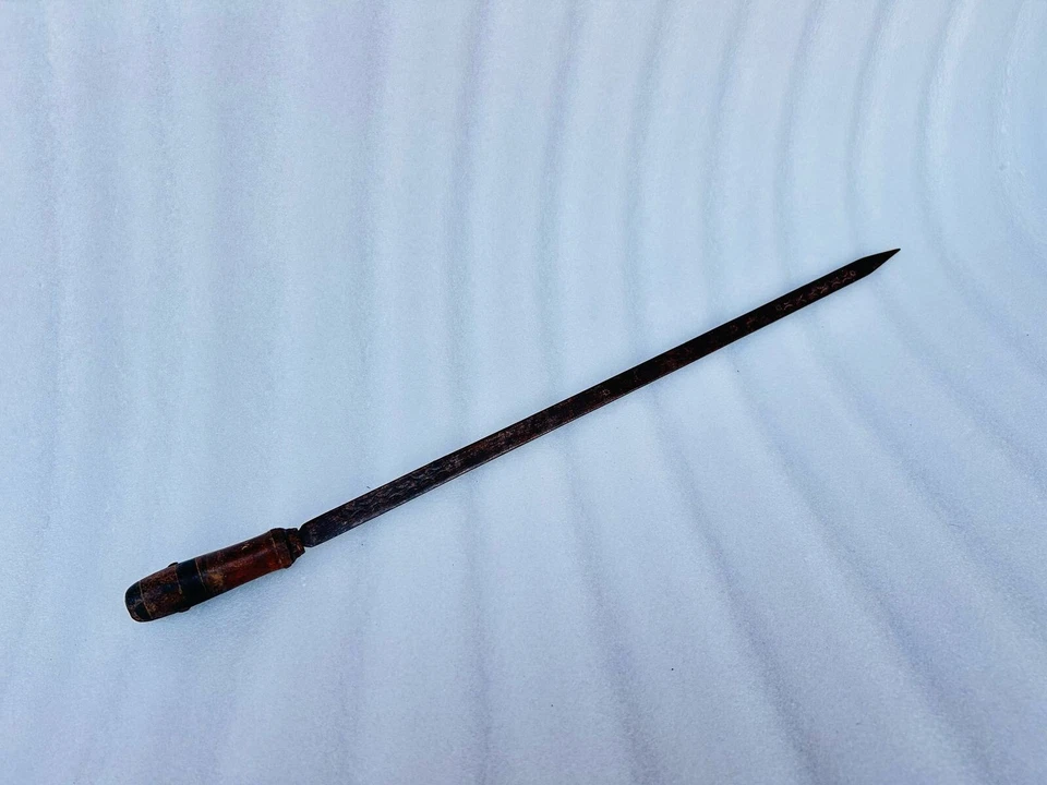 Винтажный железный резной меч ручной работы старый железный детский тренировочный меч деревянная ручка - Изображение 2 из 4