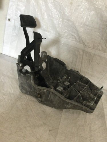 2019 Dodge Ram 1500 Brake Pedal W/ Bracket OEM - Picture 5 of 7