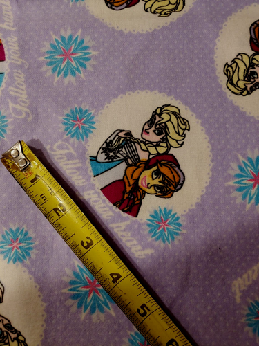 Tessuto artigianale cotone viola 2yds Springs Frozen 'Segui il tuo cuore' Elsa Anna - Foto 5 di 5
