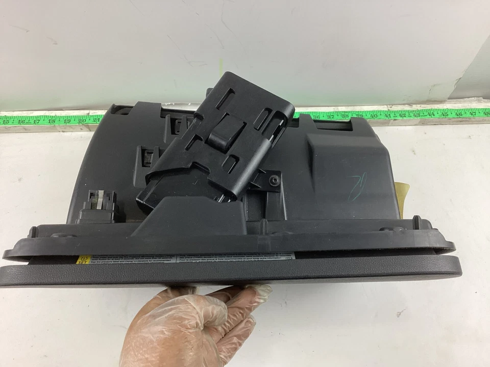 2012-2019 年大众甲壳虫后仪表板手套盒隔层 5C5800375 原始设备制造商。 — 第 4/4 张图片