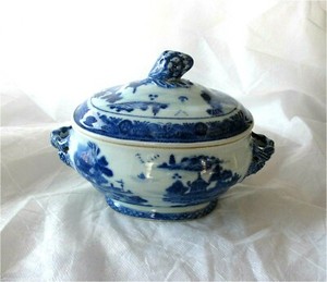 1780 Antique Chinese Canton Blue & white Porcelain Bowl Lid Tureen Qianlong