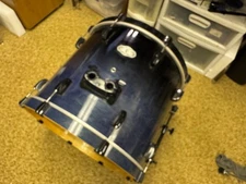 Pearl Vision SST All Birch Shell 22" Bass Drum -Cobalt Fade -Black Hardware