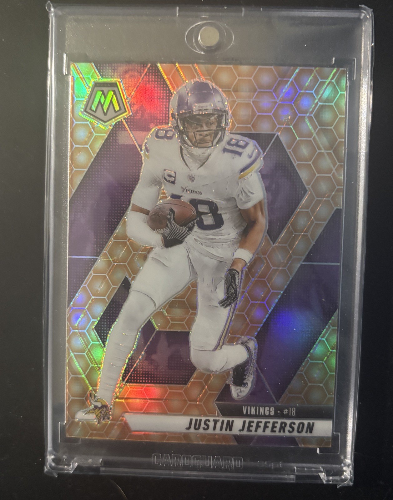 2025 Panini Mosaic #19  Justin Jefferson Honeycomb (case hit) 