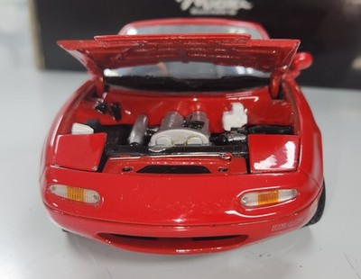 Vintage Kyosho Mazda Miata Mx-5 - 1/18 Red Eunos Roadster | eBay