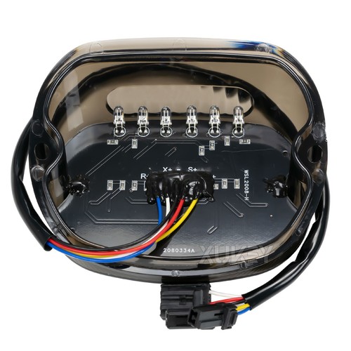 Luz trasera freno humo LED para Harley Touring Dyna Glide Softail Sportster - Imagen 6 de 9