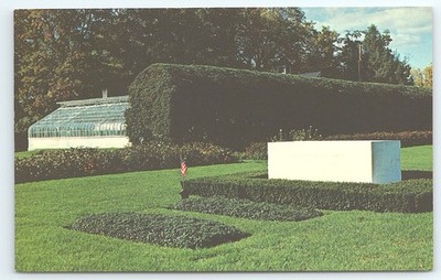 Postcard Monument Franklin D Roosevelt National Historic Site Hyde Park New York