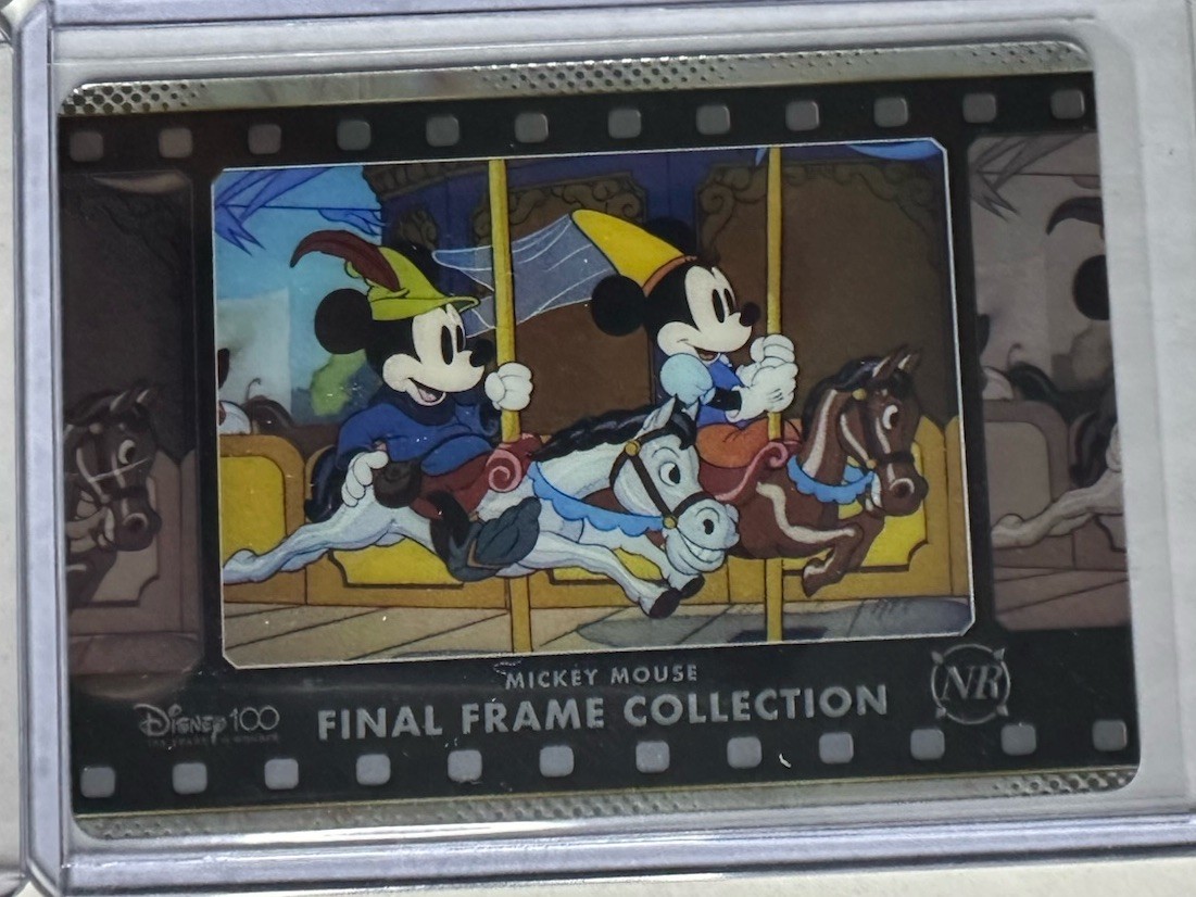 2023 Kakawow Hotbox & Friends Cheerful Times Mickey Mouse Minnie #HDM-JZ-28