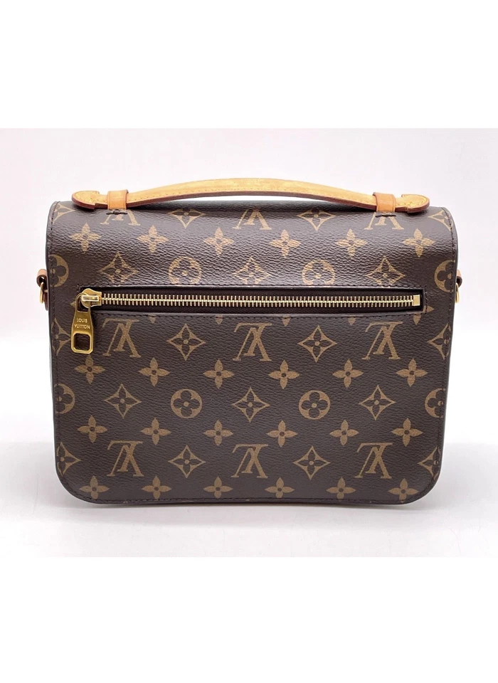 Louis Vuitton Pochette Métis, foto 2 di 5