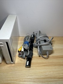 Nintendo Wii Console W/ Cords, Controller & Nunchuck RVL-001(USA) Tested Works
